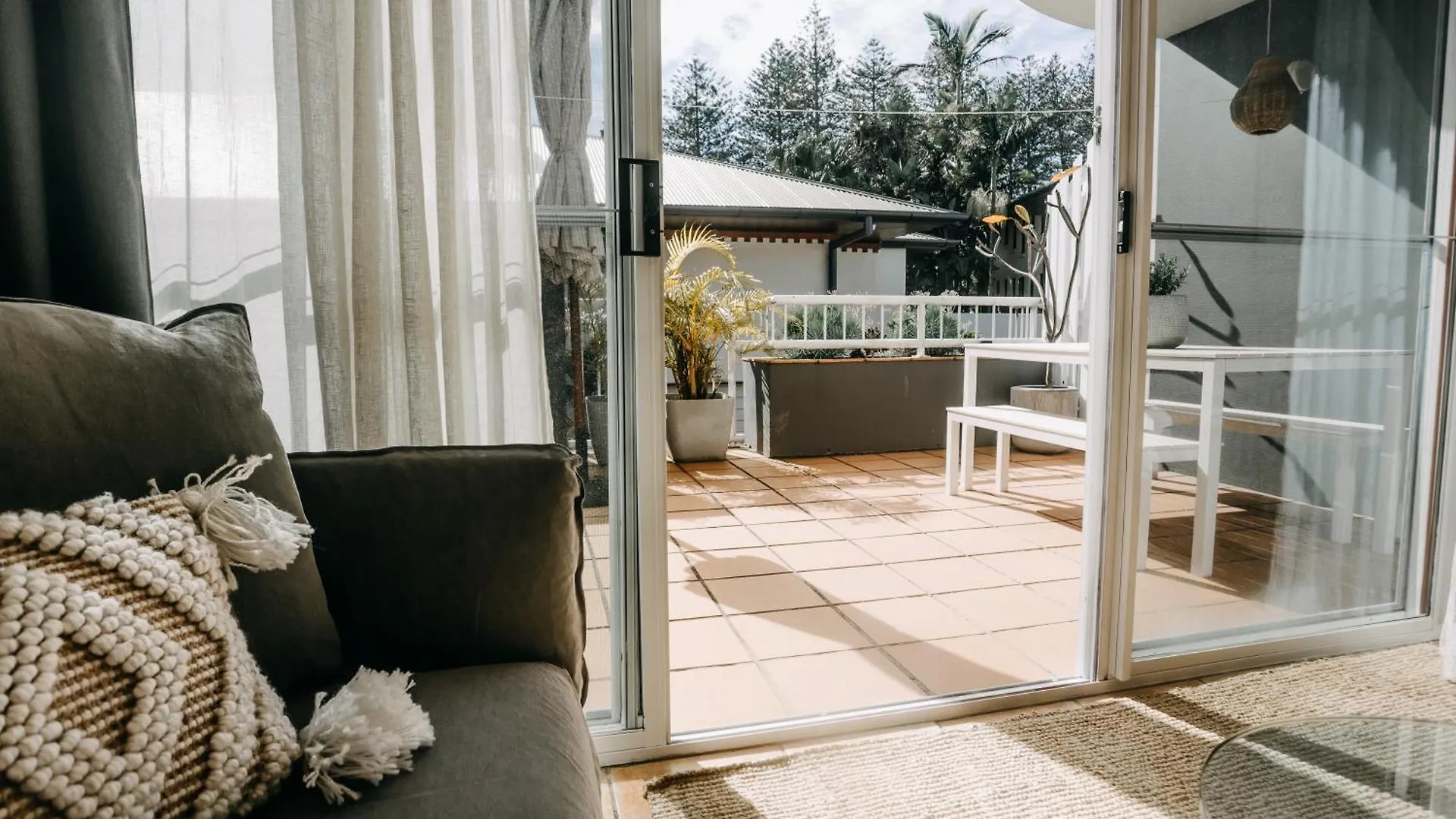 Aloha - Stylish Central Byron Studio Byron Bay Apartament
